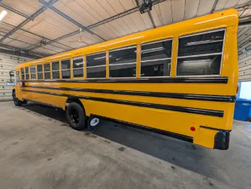 2022 Blue Bird Vision 77P Gas