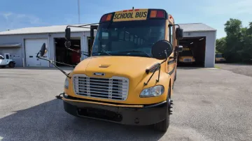 2016 Thomas C2 72P