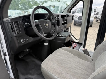 Picture of 2014 Chevrolet Express 3500 14P Activity 