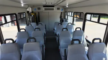 2019 FORD E-450 Starcraft 18P ADA Shuttle