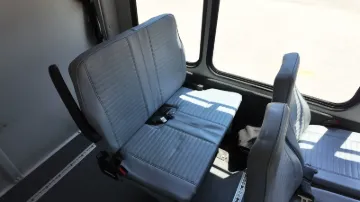 2019 FORD E-450 Starcraft 18P ADA Shuttle
