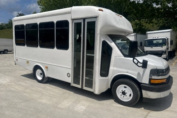Picture of 2018 Chevrolet Express 3500 Shuttle Bus