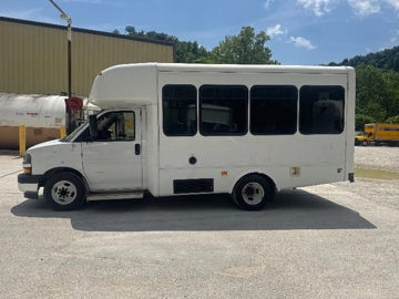 Picture of 2018 Chevrolet Express 3500 Shuttle Bus