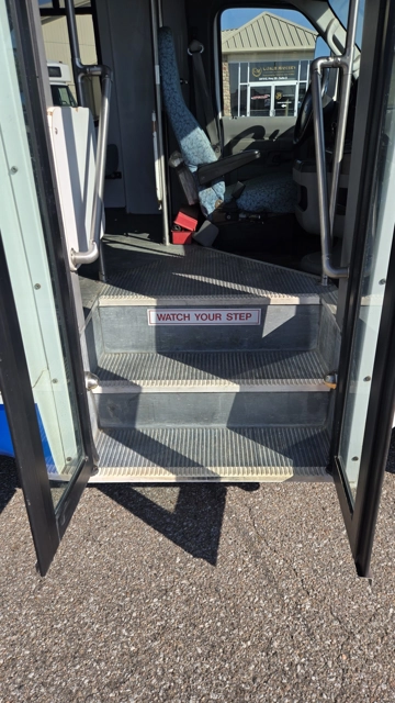 Picture of 2011 Ford E450 ADA Shuttle Bus