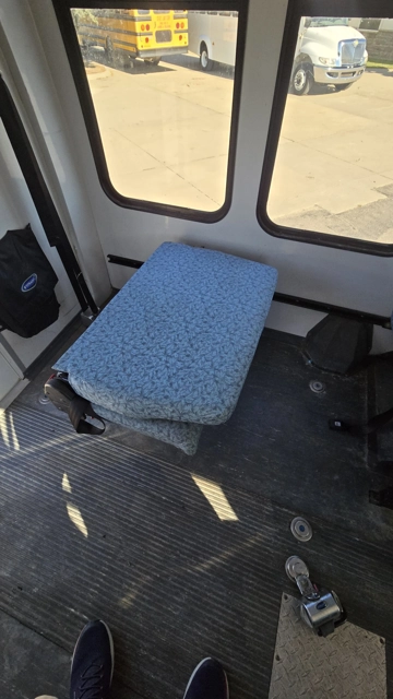 Picture of 2011 Ford E450 ADA Shuttle Bus