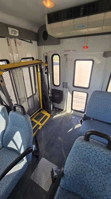 Picture of 2011 Ford E450 ADA Shuttle Bus