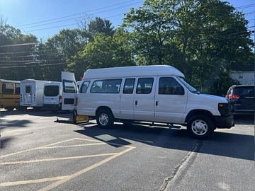 Picture of 2014 Ford E-250 ADA Passenger Van