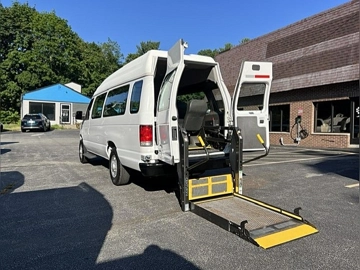 Picture of 2014 Ford E-250 ADA Passenger Van