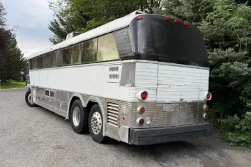 Picture of 1968 MCI Tour Bus/Conversion Bus - MC7 Challenger