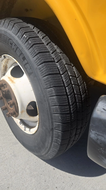 Picture of 2002 Chevrolet Express G3500 Micro Bird School Bus