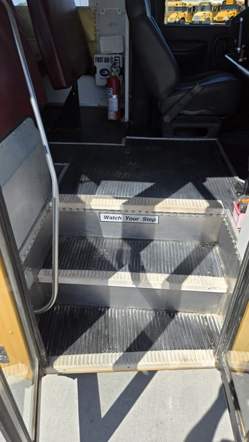 Picture of 2002 Chevrolet Express G3500 Micro Bird School Bus