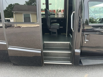 Picture of 2019 Ford E450 Executive Shuttle Bus