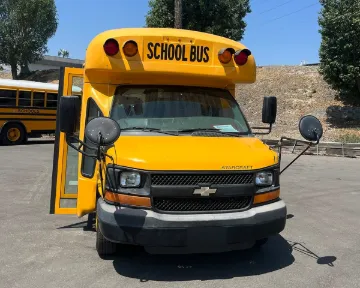 Picture of 2015 Chevrolet 4500 Starcraft School Bus