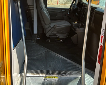 Picture of 2015 Chevrolet 4500 Starcraft School Bus