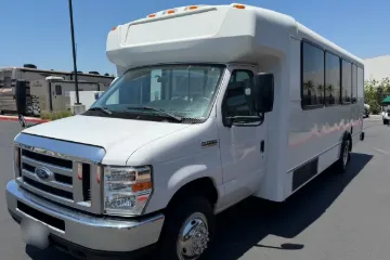Picture of 2018 Ford Shuttle Bus