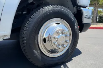 Picture of 2018 Ford Shuttle Bus