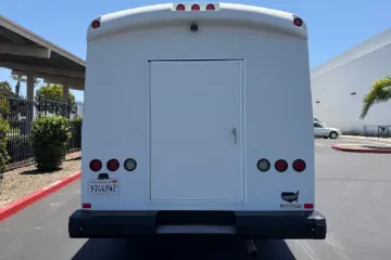 Picture of 2018 Ford Shuttle Bus