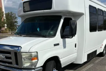 Picture of 2007 Ford E-450 20P Party