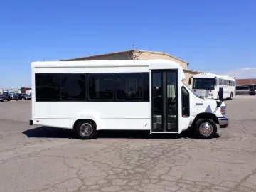 Picture of 2019 Ford E350 Glaval Primetime Shuttle Bus