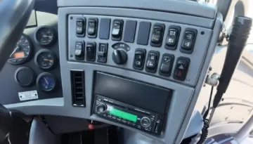 Picture of 2011 MCI J4500 Coach Bus