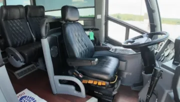 Picture of 2011 MCI J4500 Coach Bus
