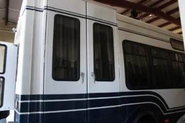 Picture of 2014 Chevrolet Express 4500 Mini Bus ADA