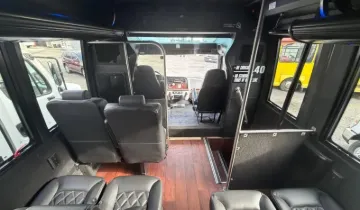 2014 Freightliner Gm40 Shuttle Bus
