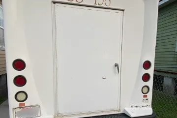 Picture of 2016 Ford T-350HD Starcraft 13P Luxury