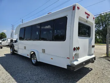 Picture of 2012 Ford F-450 Sd Shuttle Bus
