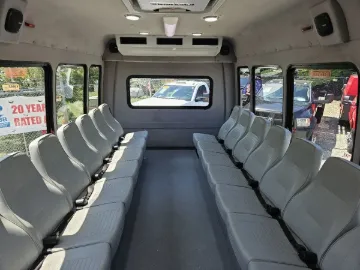 Picture of 2012 Ford F-450 Sd Shuttle Bus