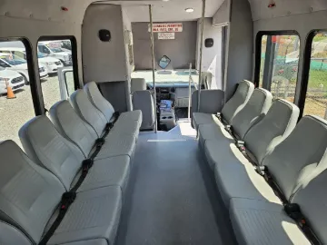 Picture of 2012 Ford F-450 Sd Shuttle Bus