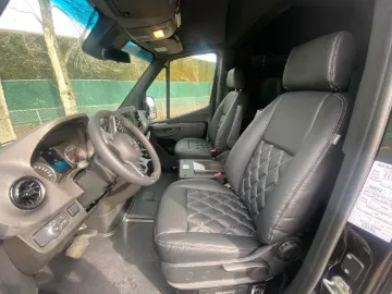 Picture of 2026 Mercedes-Benz Sprinter 3500 Passenger Van