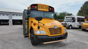 2017 Blue Bird Vision 72P 