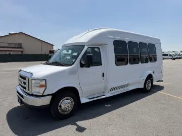 Picture of 2018 Ford Turtle Top Shuttle Bus