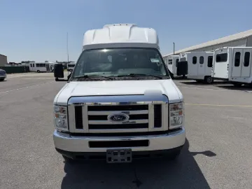 Picture of 2018 Ford Turtle Top Shuttle Bus