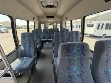 Picture of 2018 Ford Turtle Top Shuttle Bus