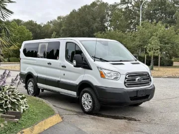 Picture of 2017 Ford Transit T150 Xlt Passenger Van