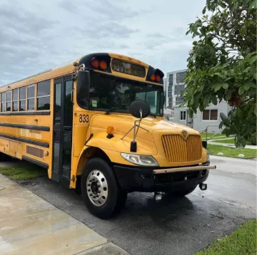 Picture of 2005 International CE School Bus