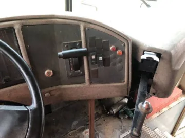 Picture of 2001 International 3000 School Bus