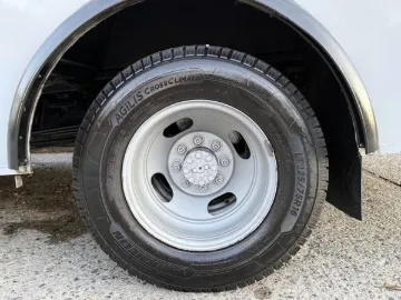 Picture of 2019 Chevrolet Express 4500 Shuttle Bus ADA