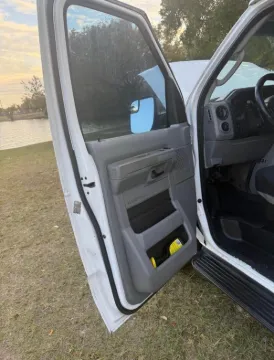 Picture of 2012 Ford E-350 Super Duty Passenger Van