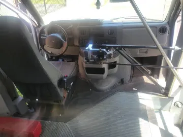 Picture of 2018 Ford E450 Super Duty Cutaway Shuttle Bus