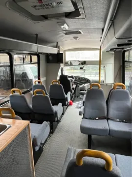 Picture of 2008 Ford E450 Shuttle Bus