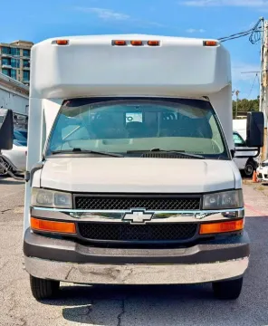 Picture of 2007 Chevrolet Express 3500 ElDorado ADA Shuttle Bus