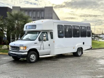 Picture of 2002 Ford E-450 Super Duty Shuttle Bus ADA