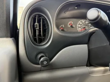 Picture of 2002 Ford E-450 Super Duty Shuttle Bus ADA