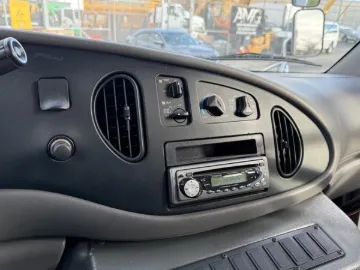 Picture of 2002 Ford E-450 Super Duty Shuttle Bus ADA