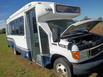 Picture of 2006 Ford E450 ADA Shuttle Bus