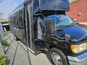 Picture of 1998 Ford E450 Super Duty Limo & Party Bus