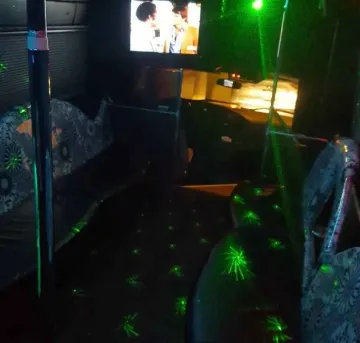 Picture of 1998 Ford E450 Super Duty Limo & Party Bus